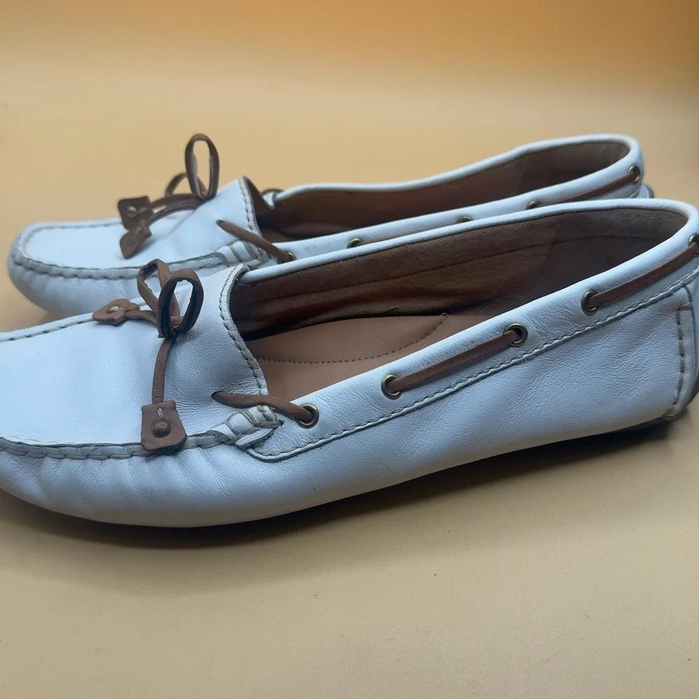 Clarks Artisan Leather Driving Moccasin Loafer White Brown Lace Women's Size 9M